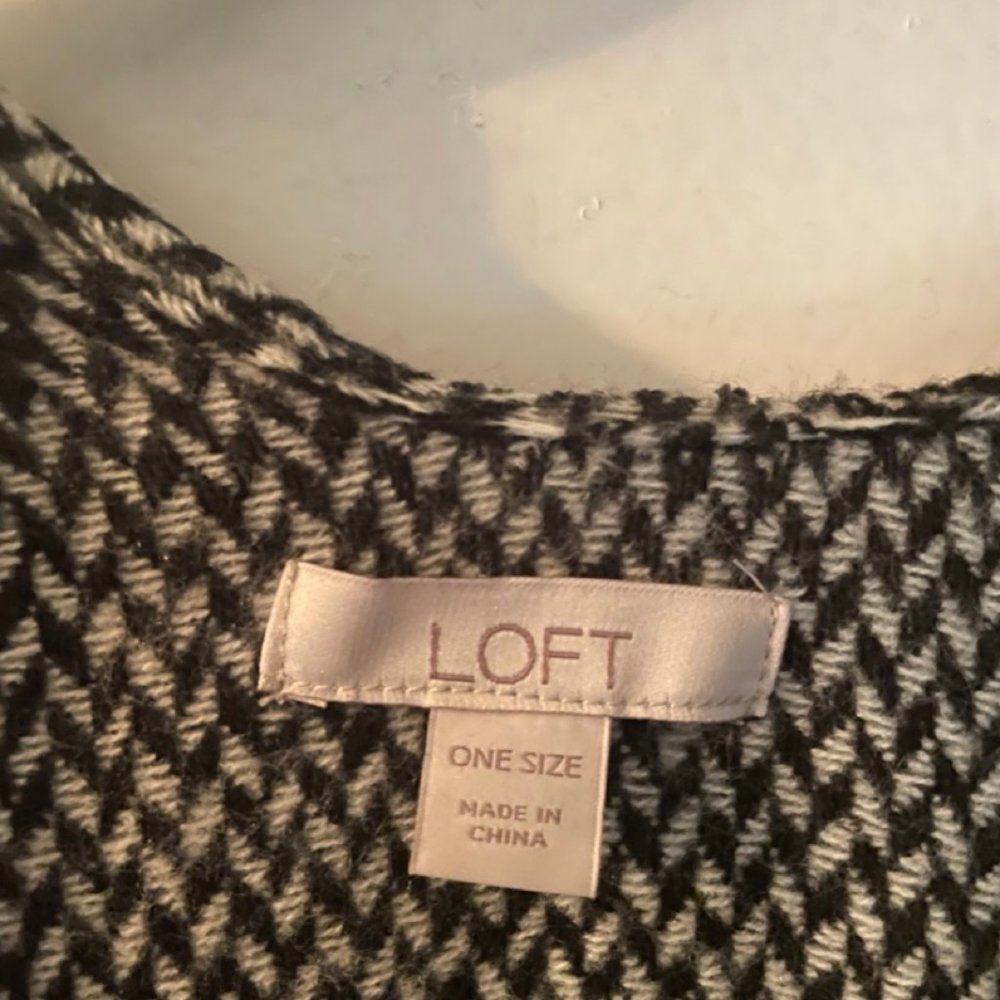 Loft Jacket - Picture 2 of 4